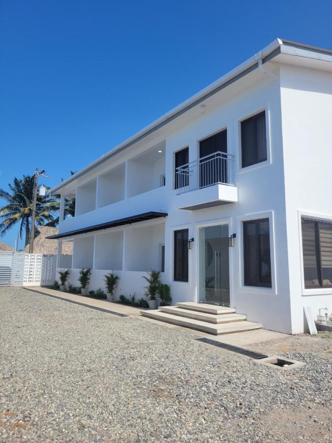 Tramonto Boutique Hotel La Ceiba Exterior foto