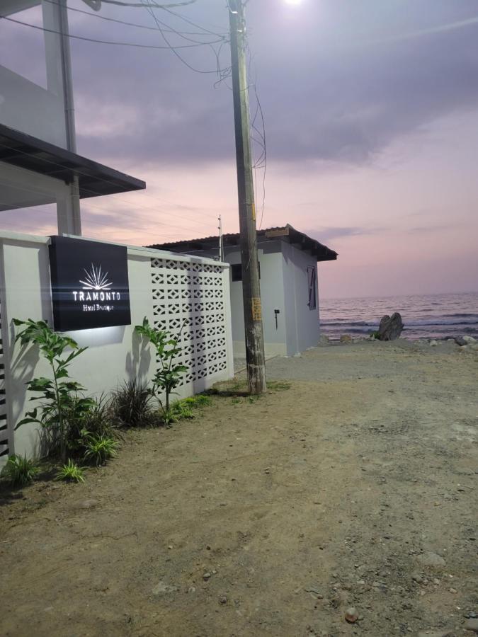 Tramonto Boutique Hotel La Ceiba Exterior foto