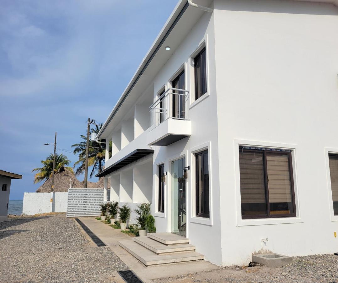 Tramonto Boutique Hotel La Ceiba Exterior foto